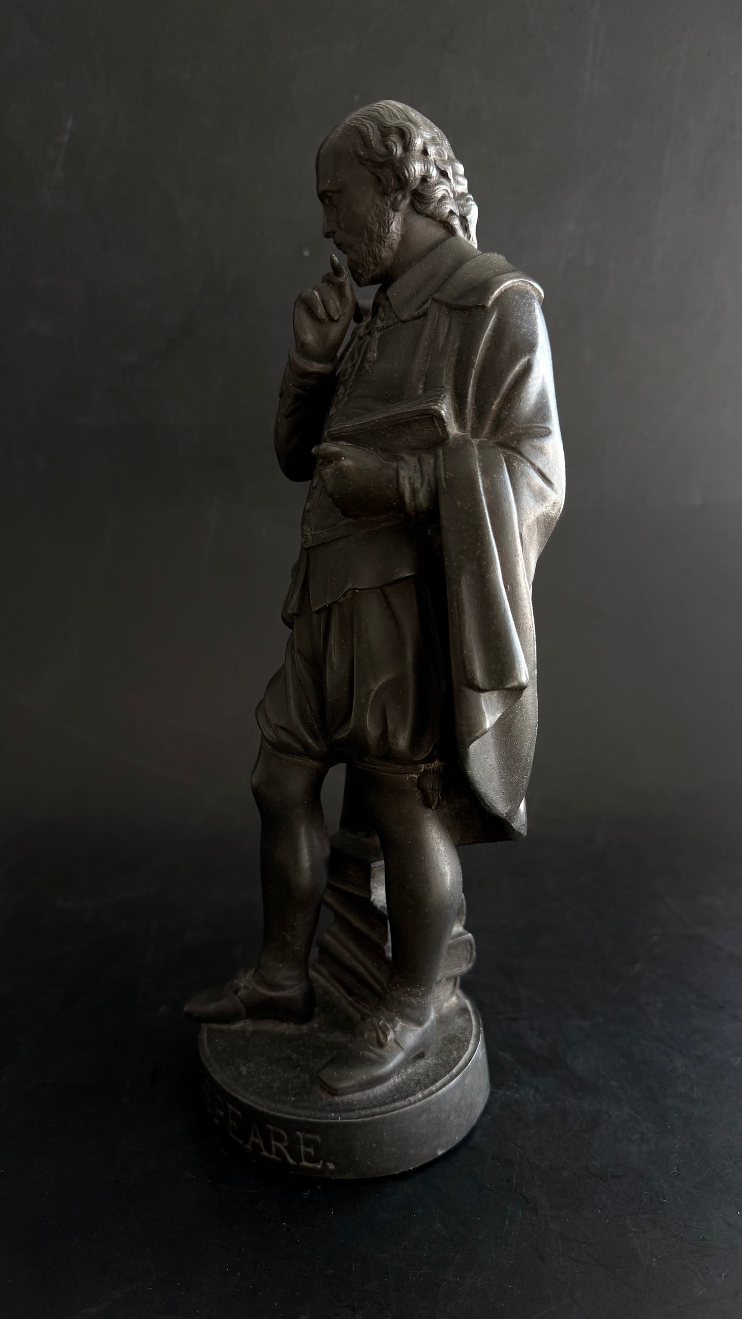 Contemplative Shakespeare Statue