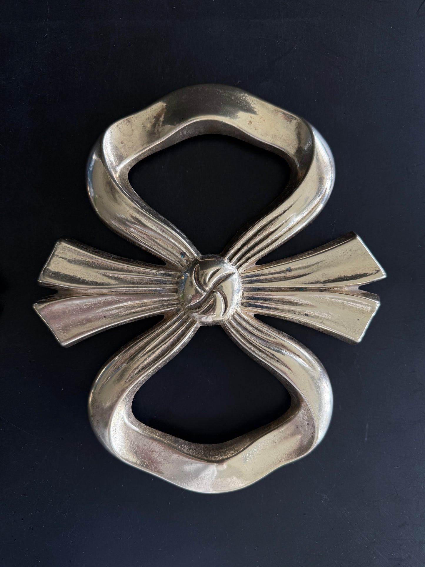 Brass Bow Trivet