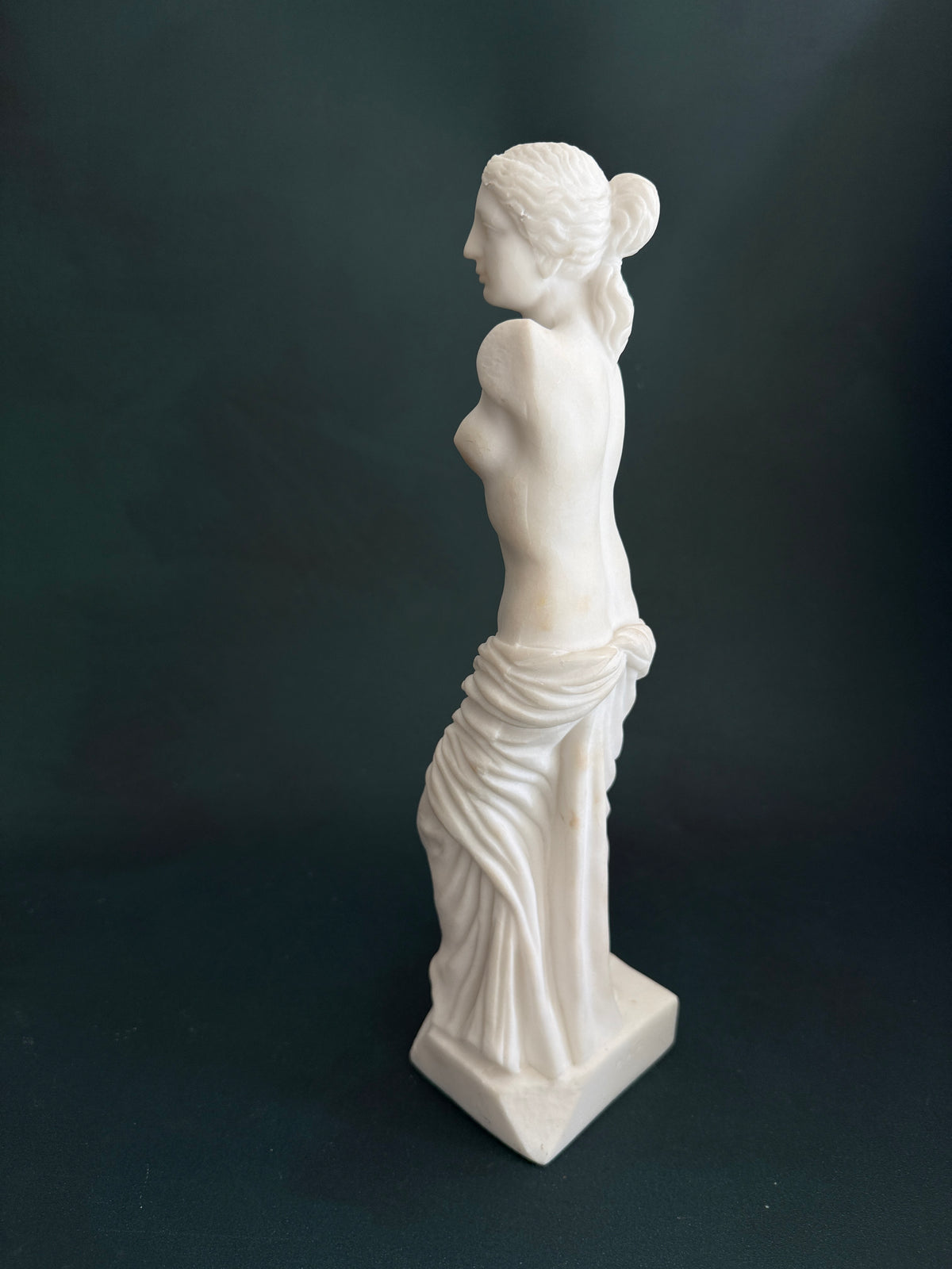 14" Venus de Milo Stone Figure