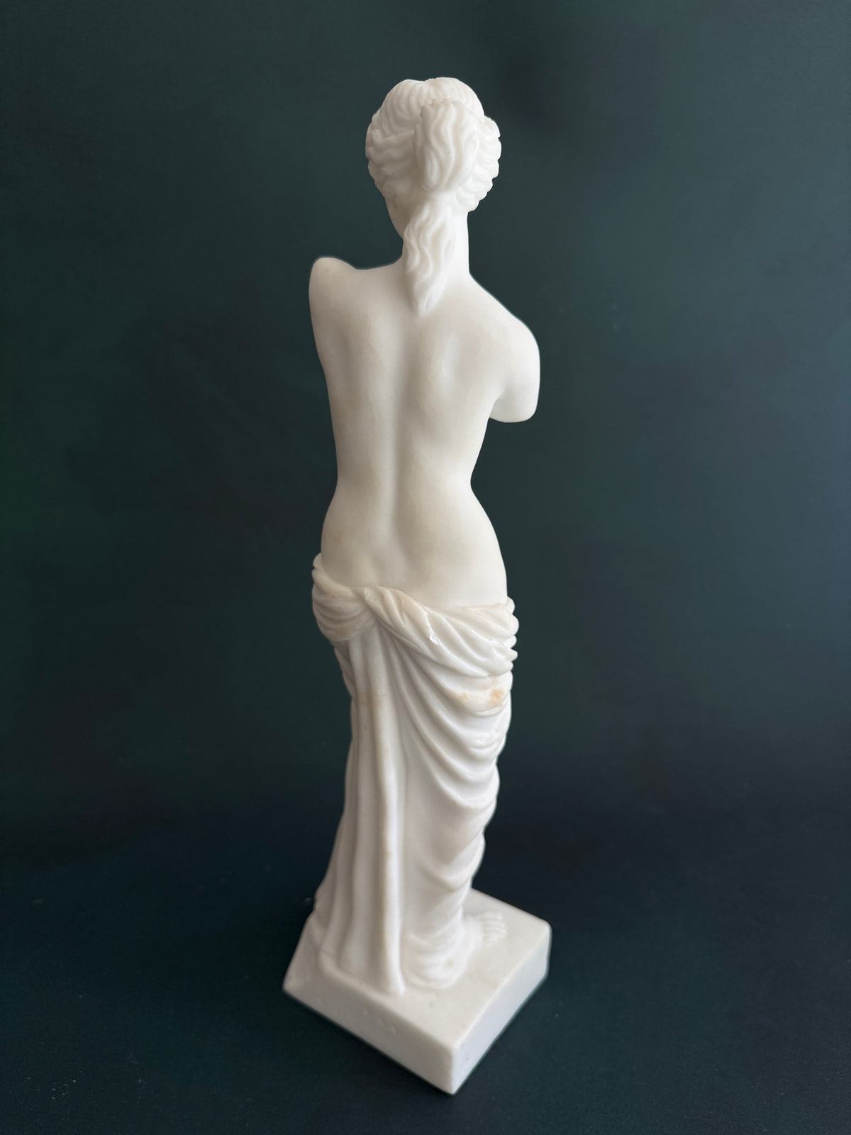 14" Venus de Milo Stone Figure