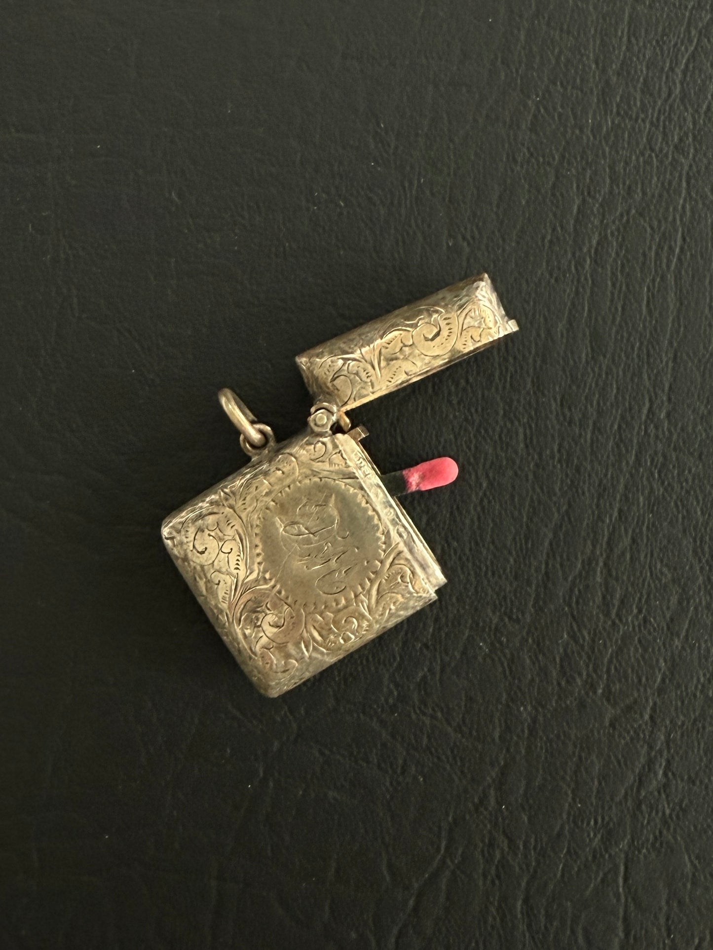 Victorian Engraved Silver Vesta Case