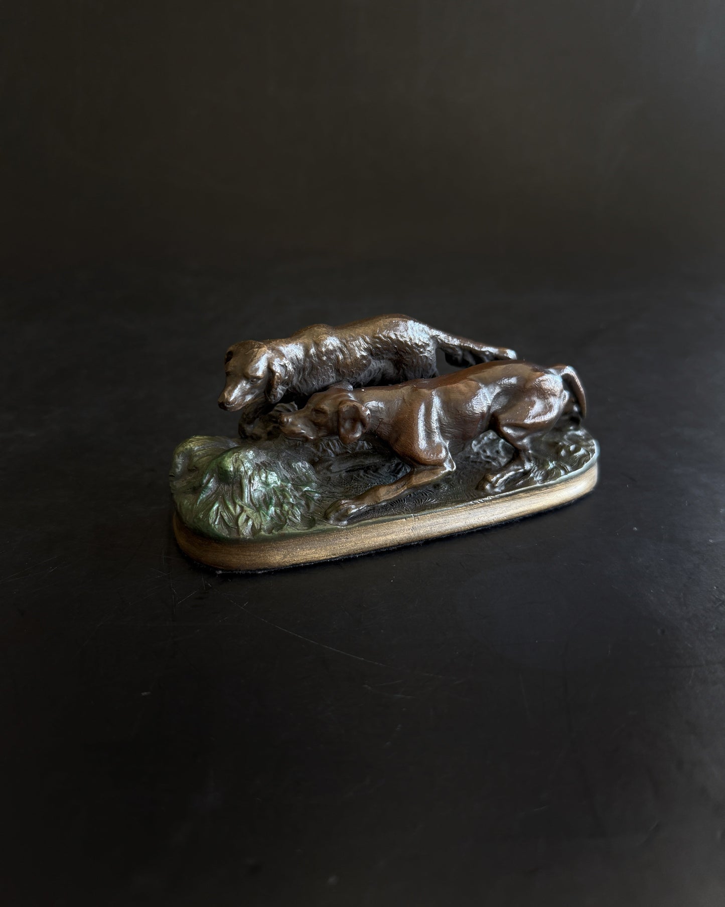 Bronze Hunting Dogs Statue