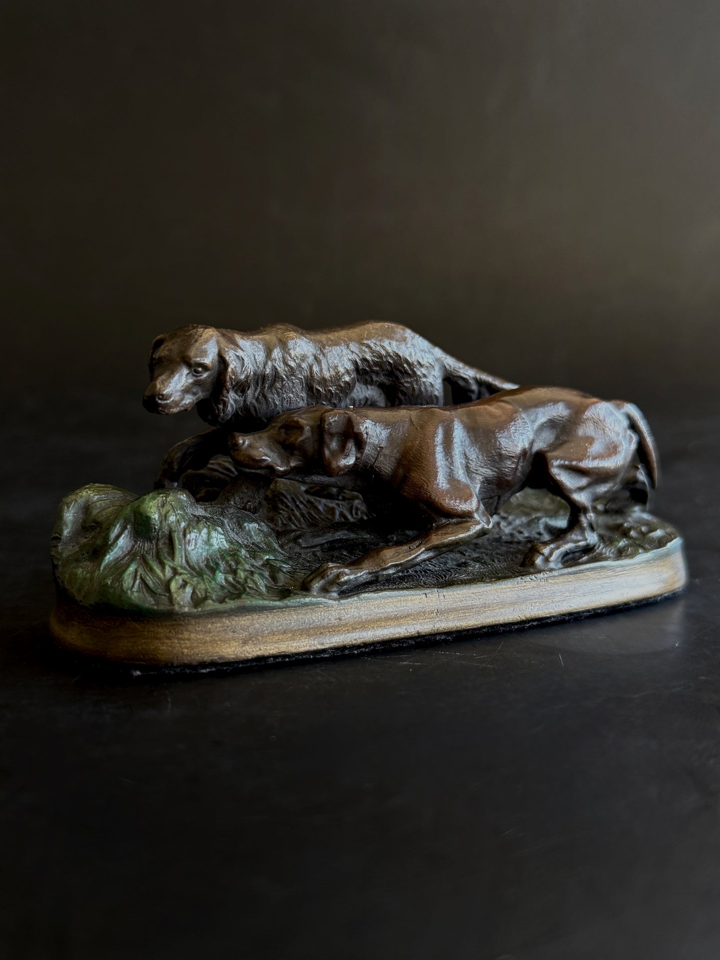Bronze Hunting Dogs Statue