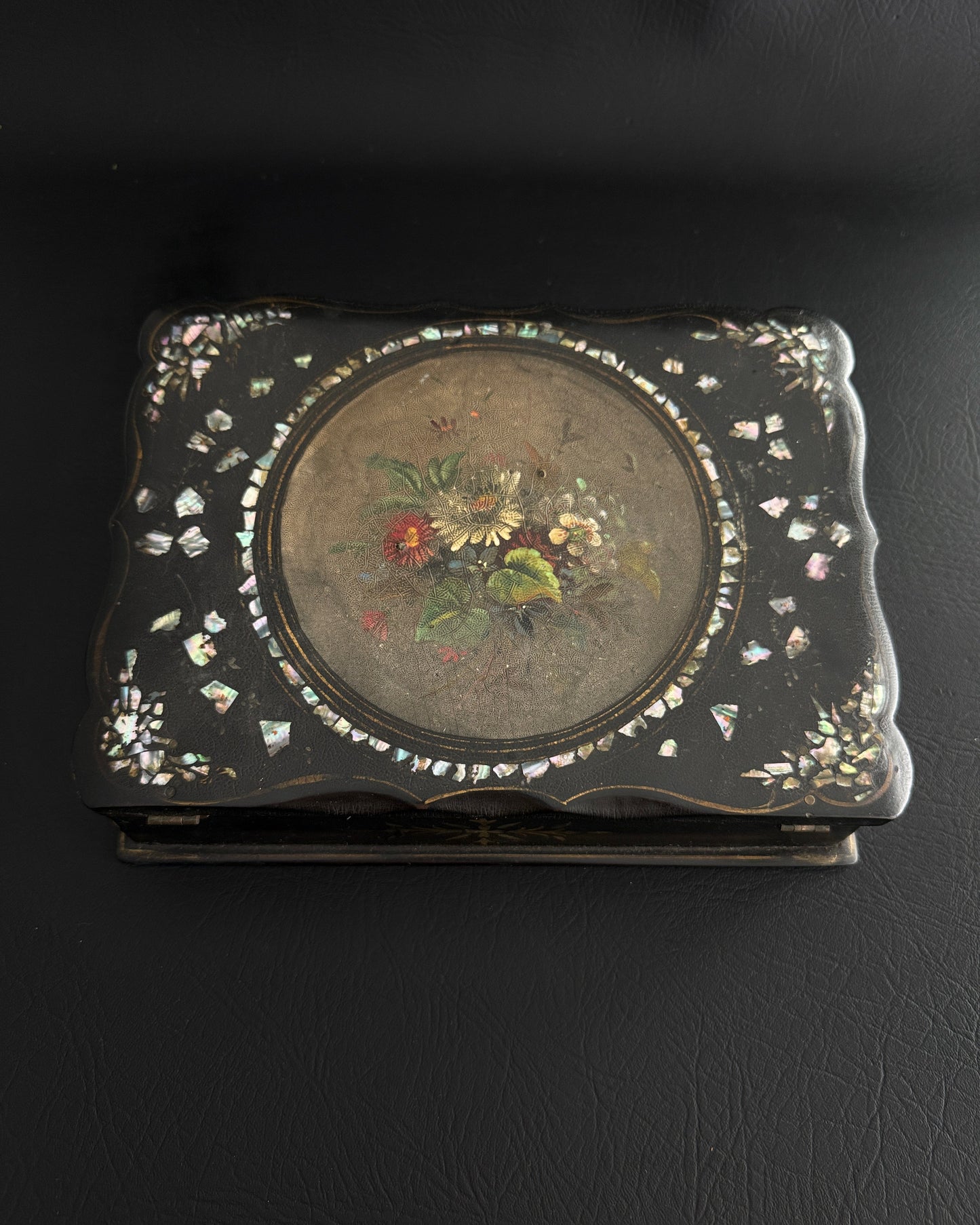 19th Century Papier-Mâché Lap Desk with Mother of Pearl Inlay