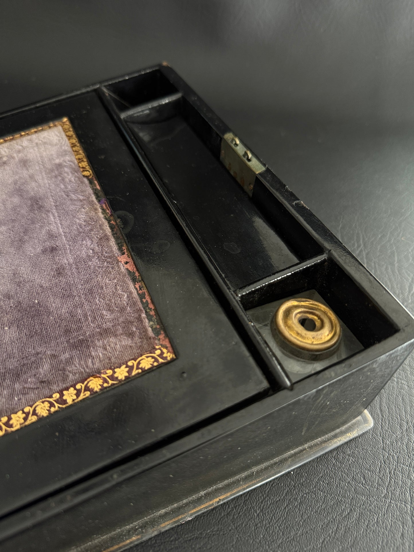 19th Century Papier-Mâché Lap Desk with Mother of Pearl Inlay